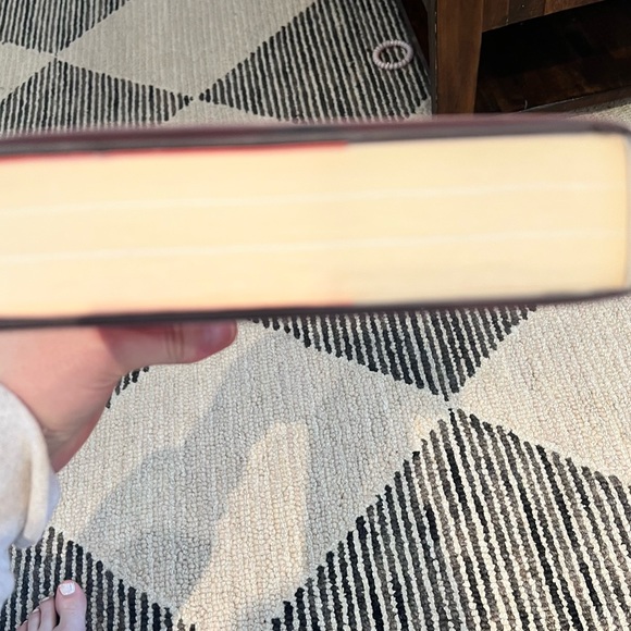 Becoming Beyoncé book - Picture 3 of 5